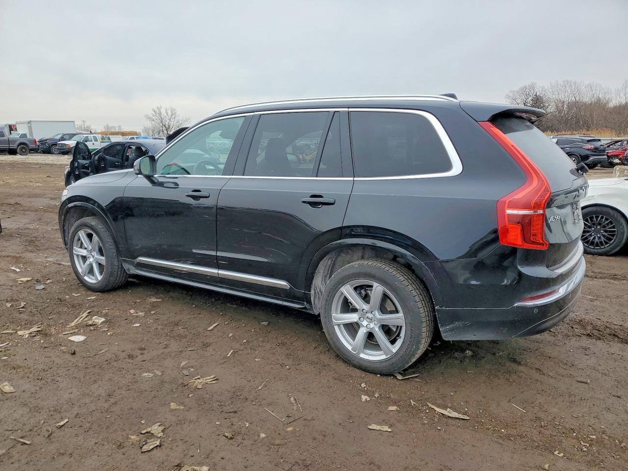 2024 VOLVO XC90