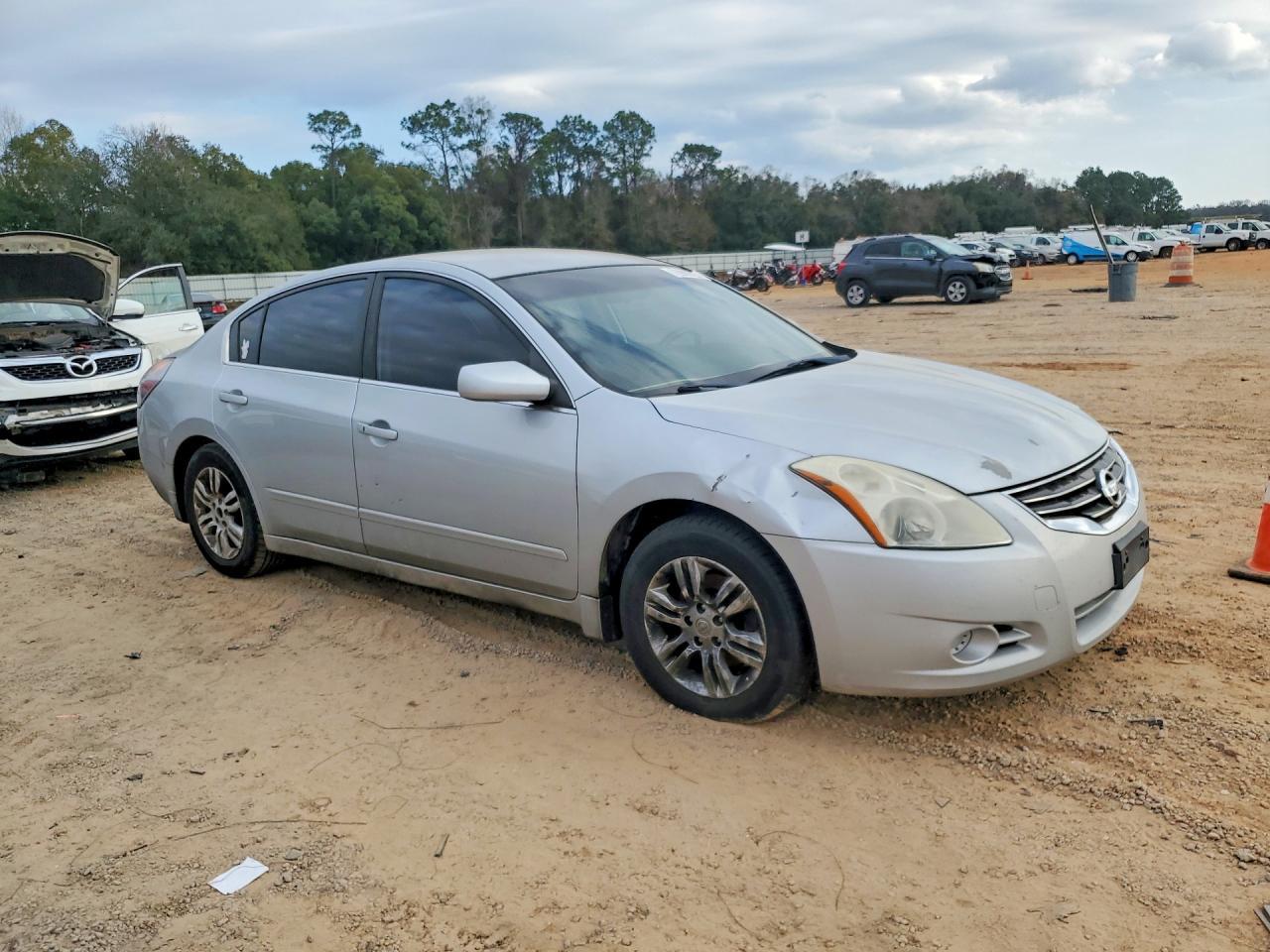 2012 NISSAN ALTIMA