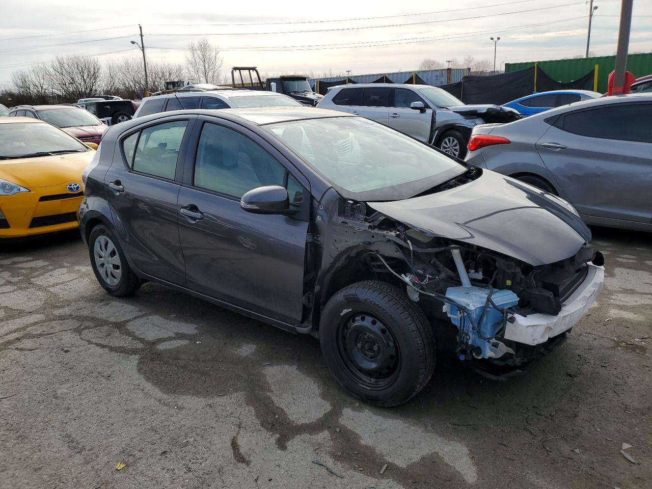 2014 TOYOTA Prius c