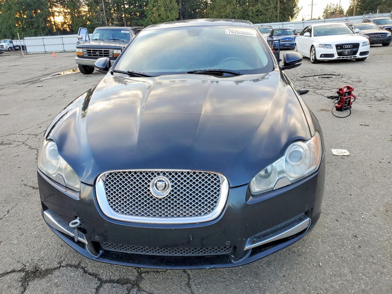 2011 JAGUAR XF