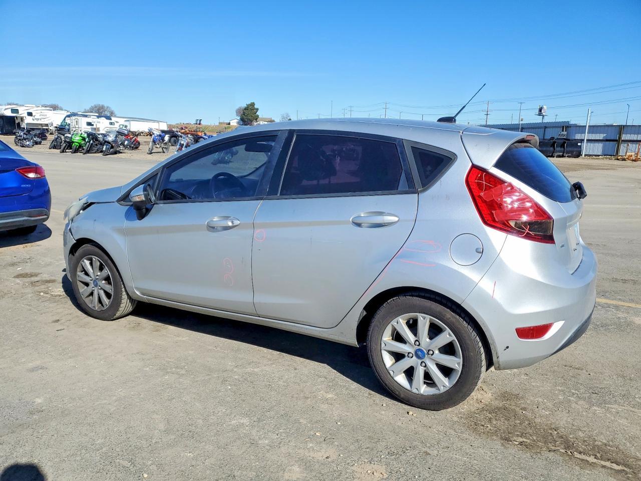 2013 FORD Fiesta