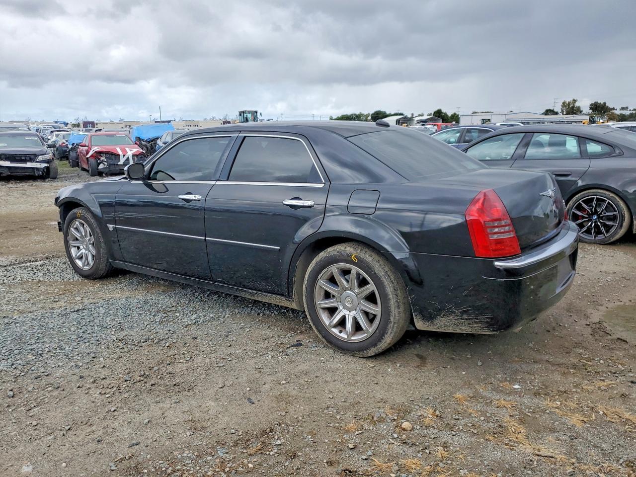 2005 CHRYSLER 300