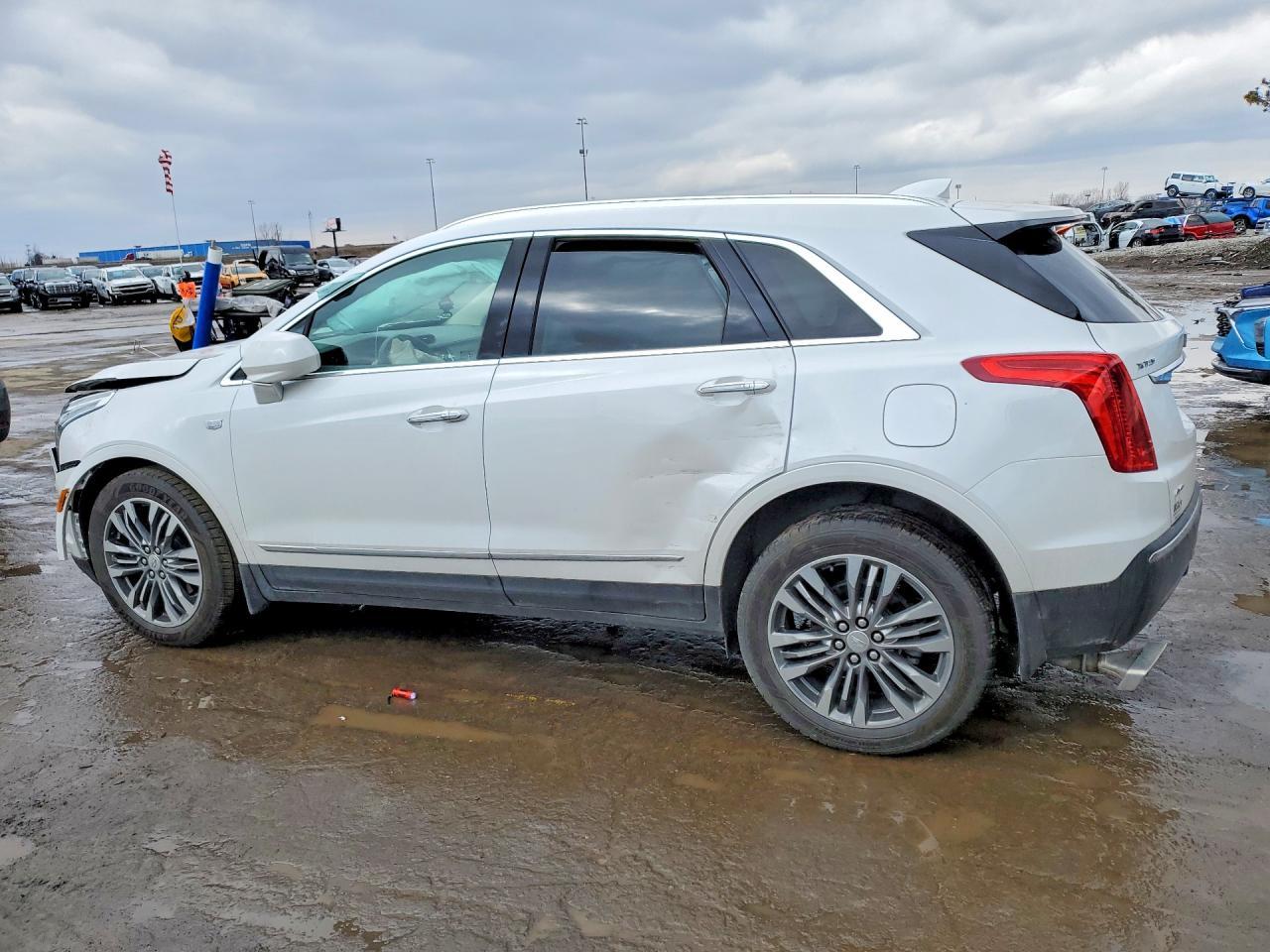 2018 CADILLAC XT5