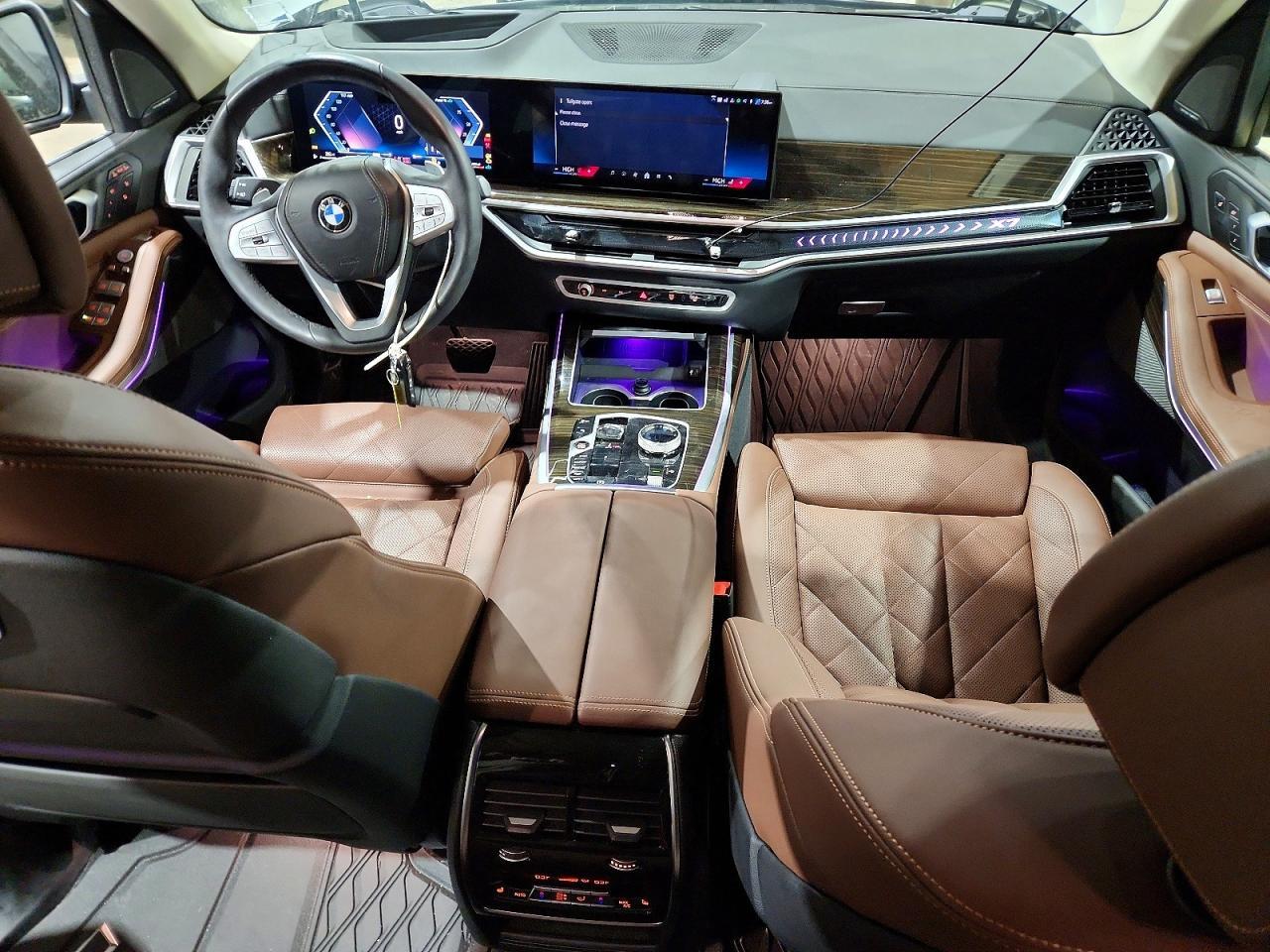 2025 BMW X7