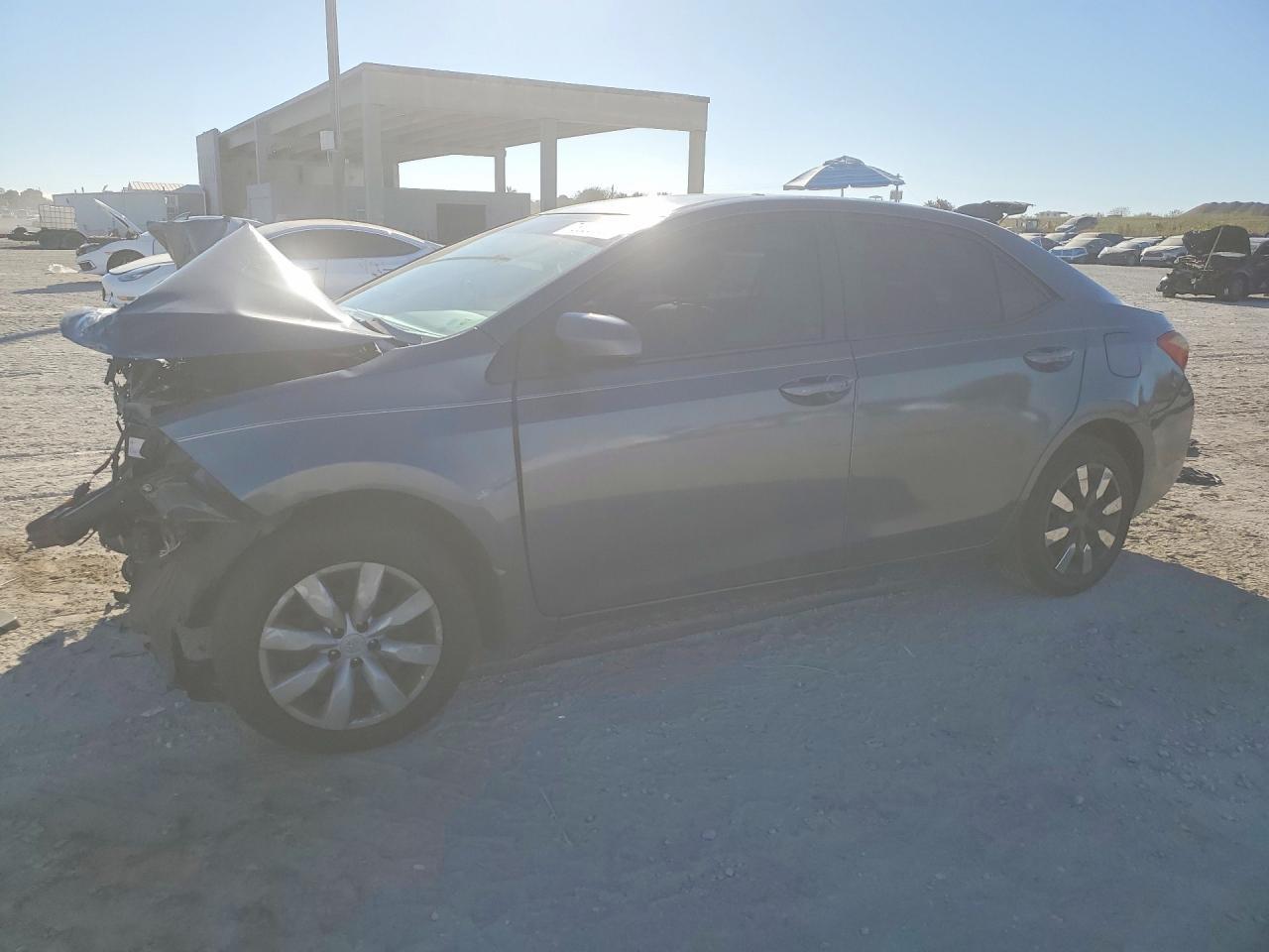 2016 TOYOTA COROLLA