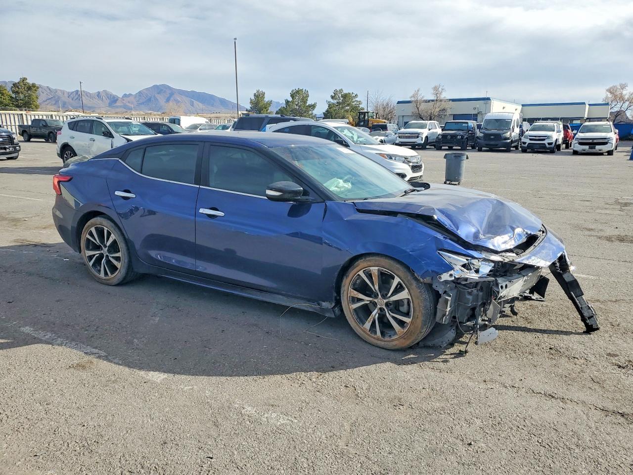 2018 NISSAN Maxima