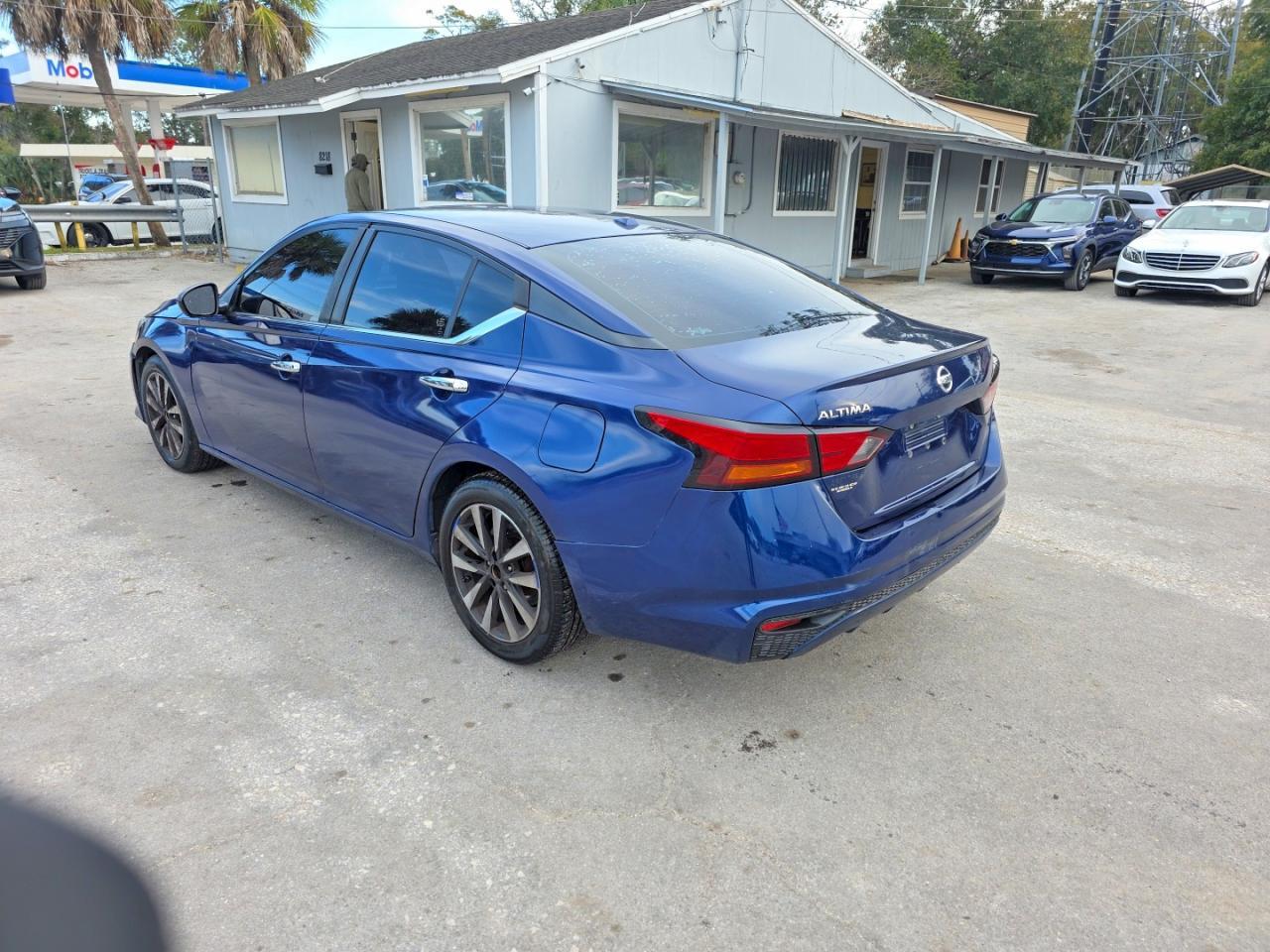 2019 NISSAN ALTIMA
