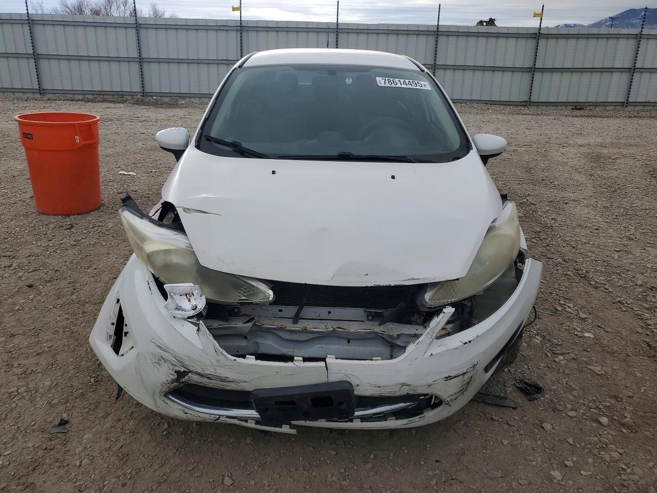 2012 FORD Fiesta
