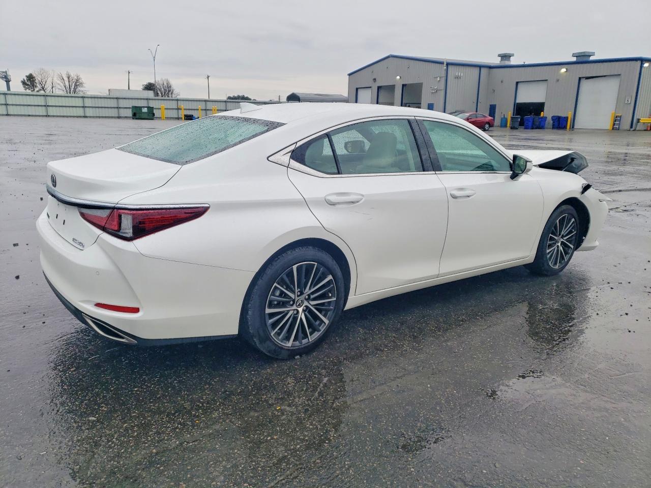 2025 LEXUS ES 350
