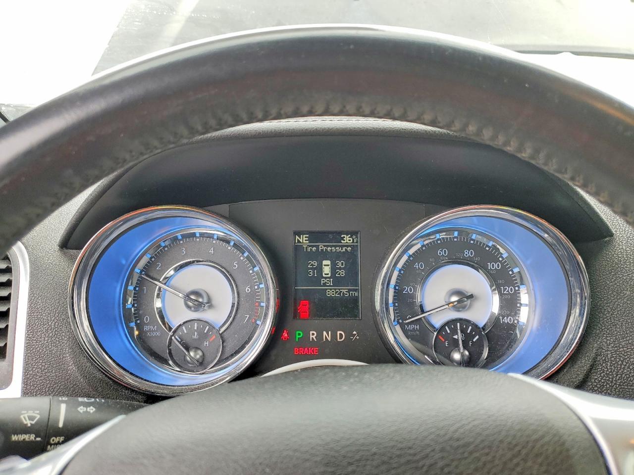 2011 CHRYSLER 300