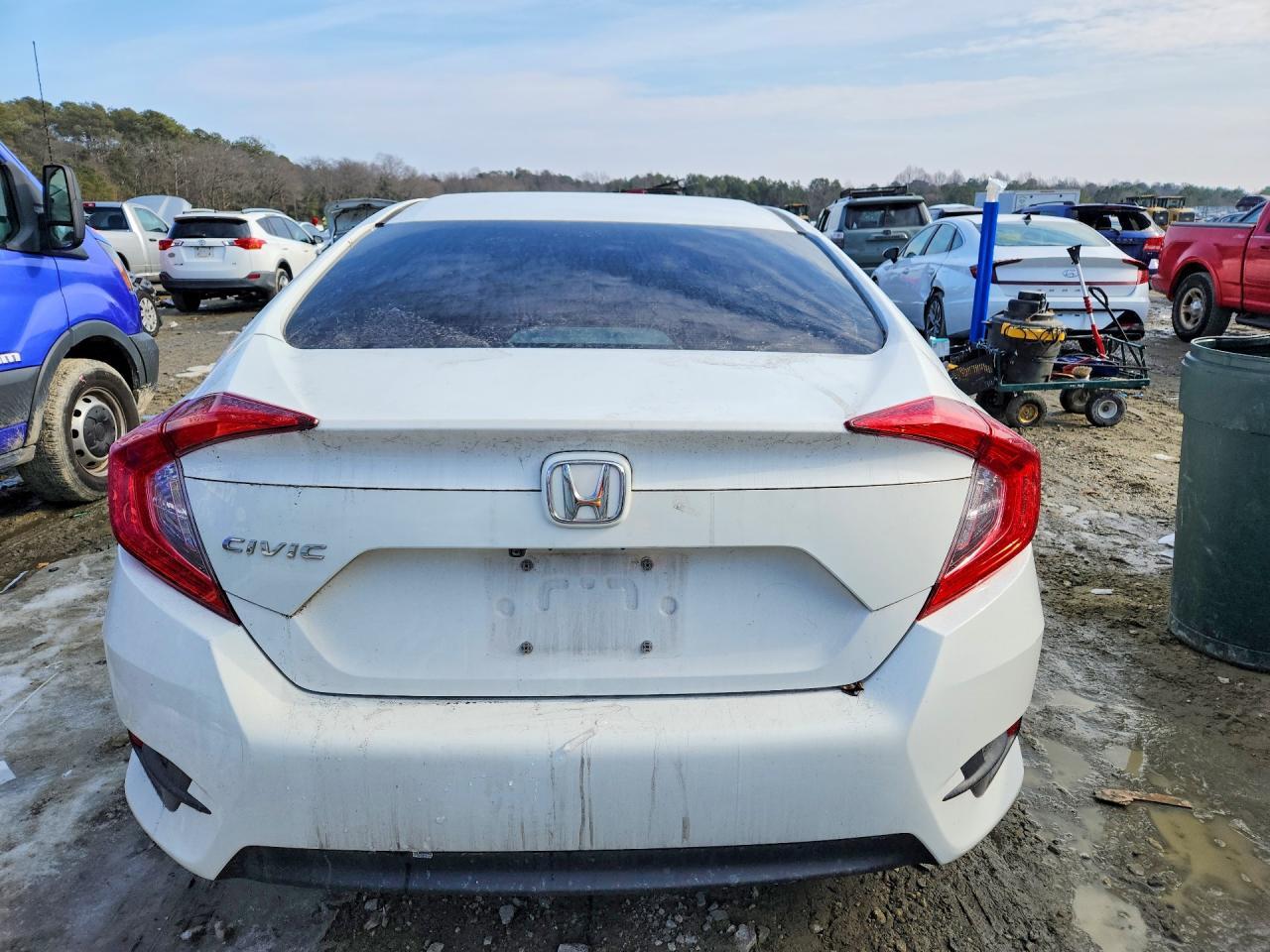 2018 HONDA CIVIC