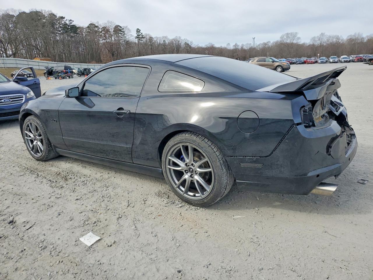 2013 FORD MUSTANG