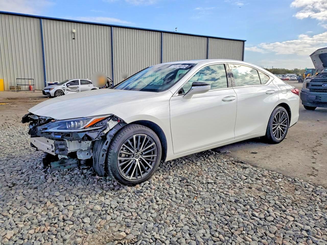 2025 LEXUS ES 350