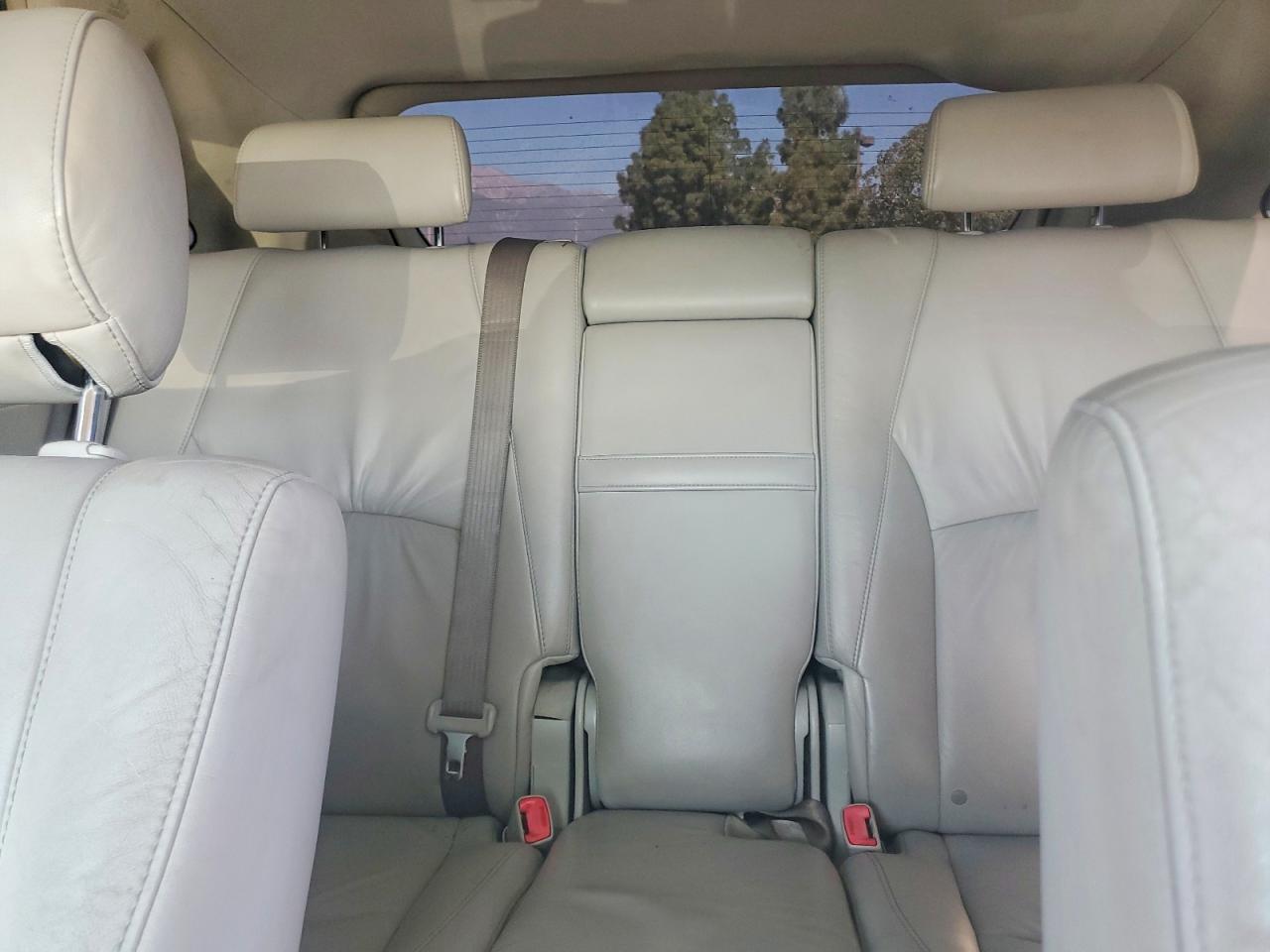 2005 LEXUS Rx 330