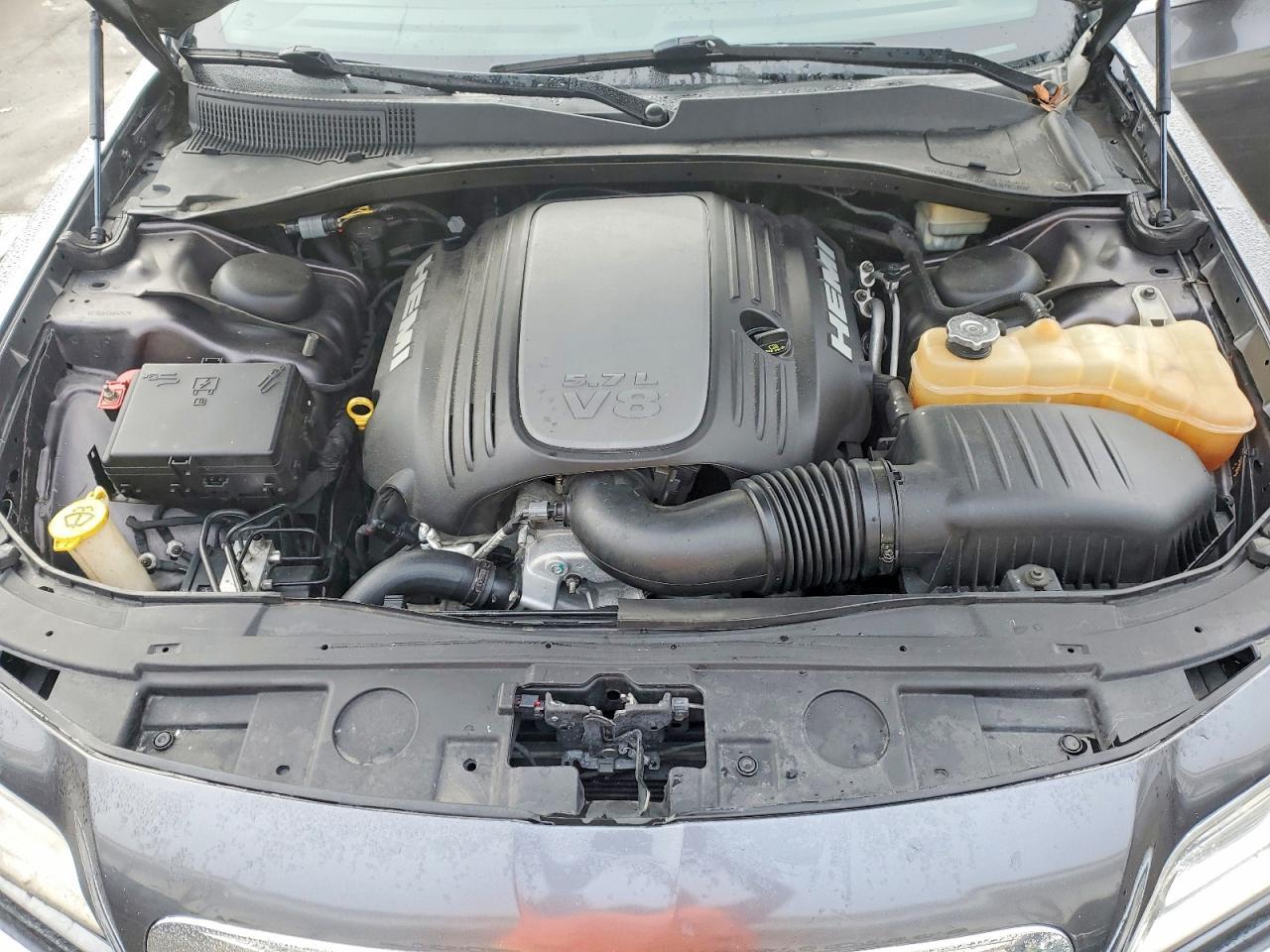 2014 CHRYSLER 300