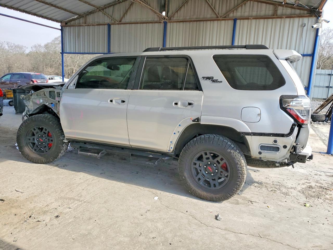 2022 TOYOTA 4Runner