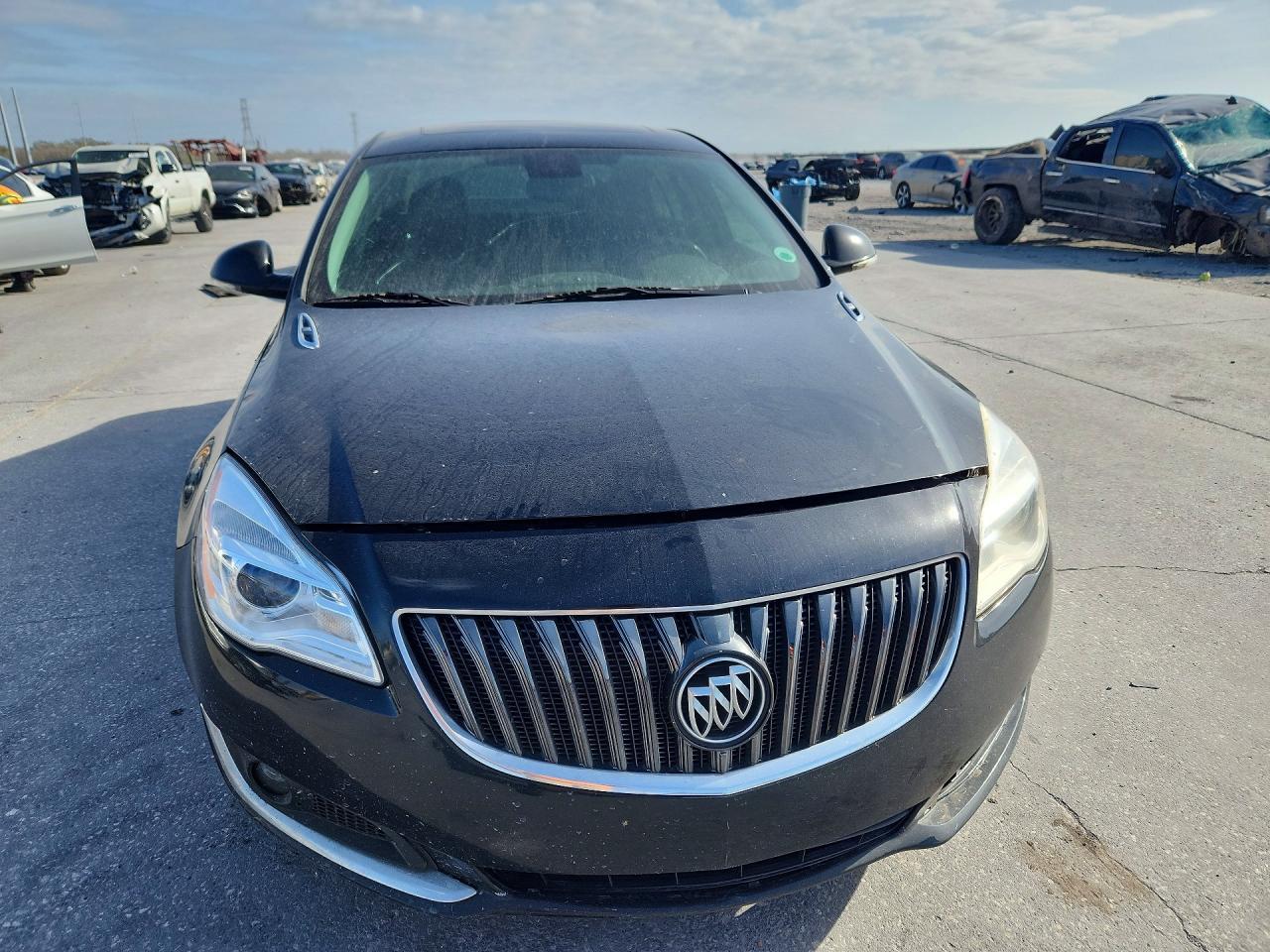 2017 BUICK Regal