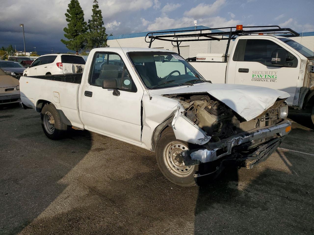 1989 TOYOTA Pickup