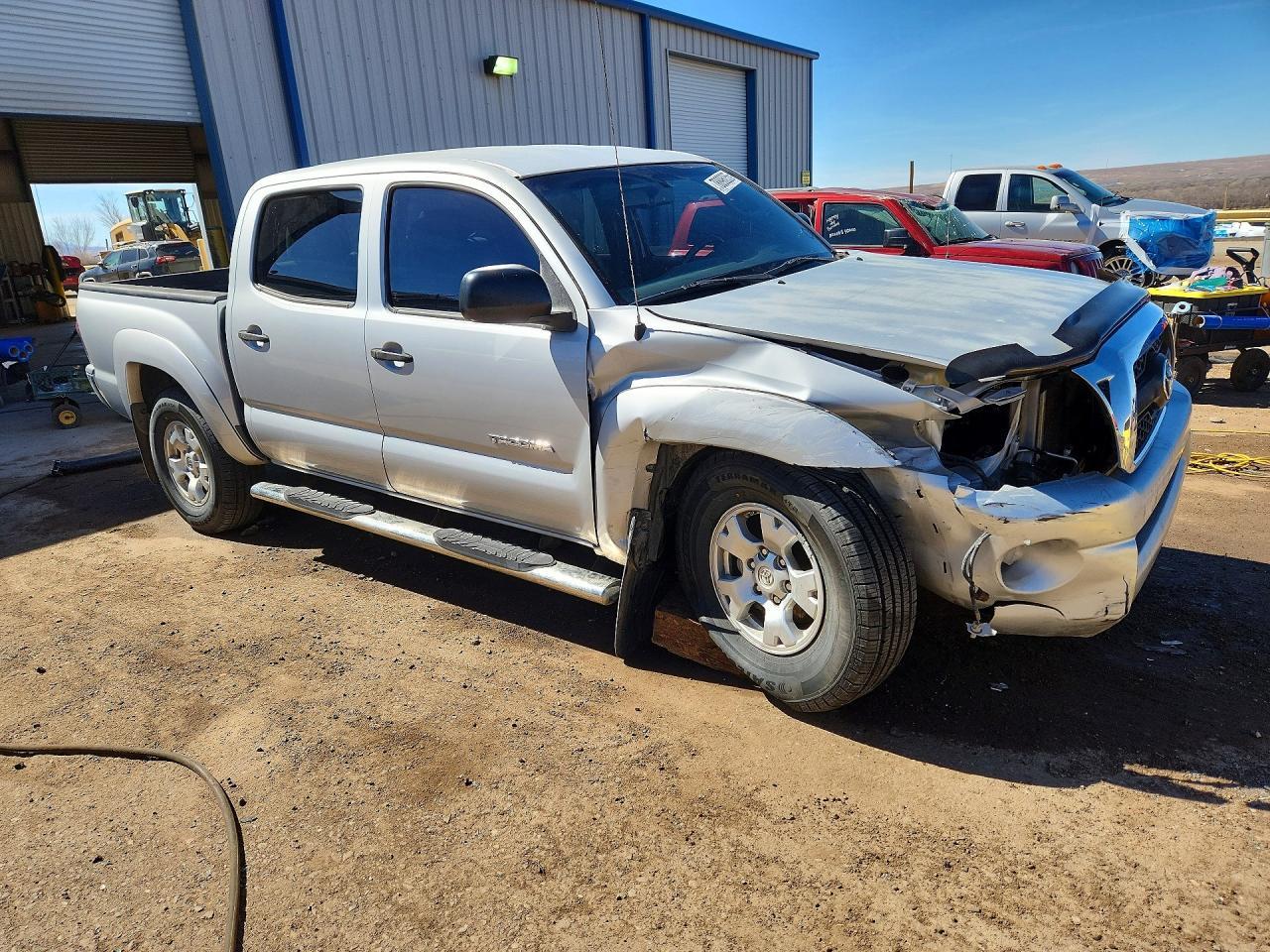 2011 TOYOTA TACOMA