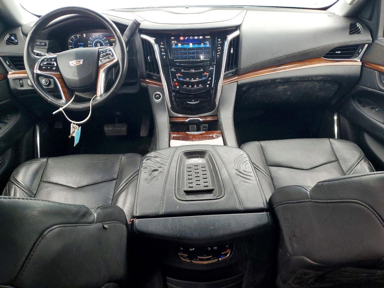 2016 CADILLAC ESCALADE