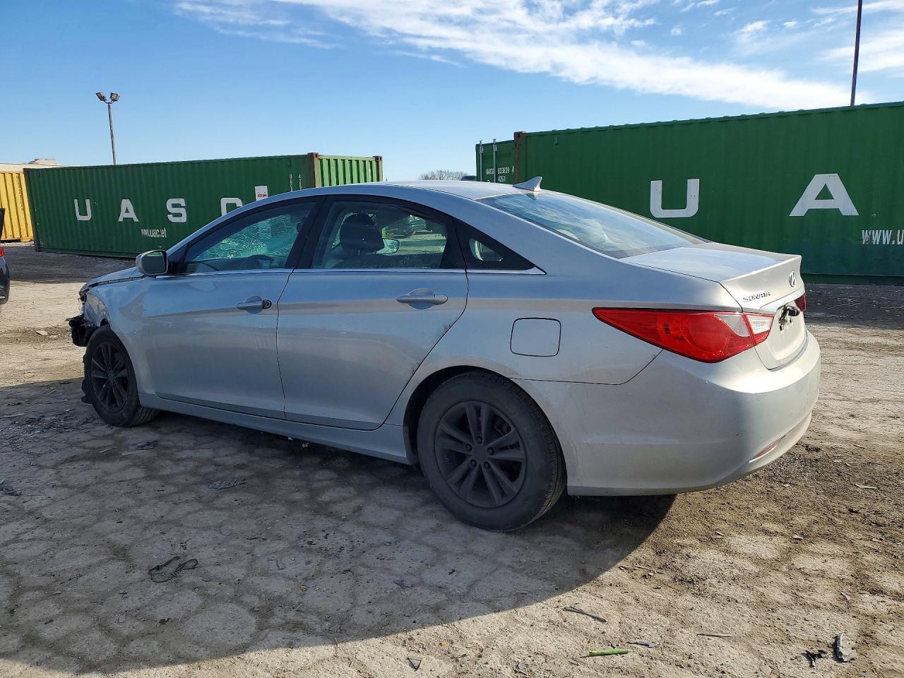 2011 HYUNDAI SONATA
