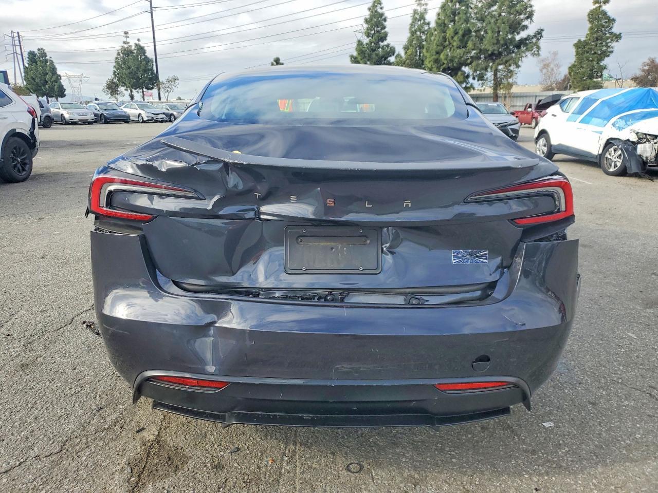 2024 TESLA MODEL 3