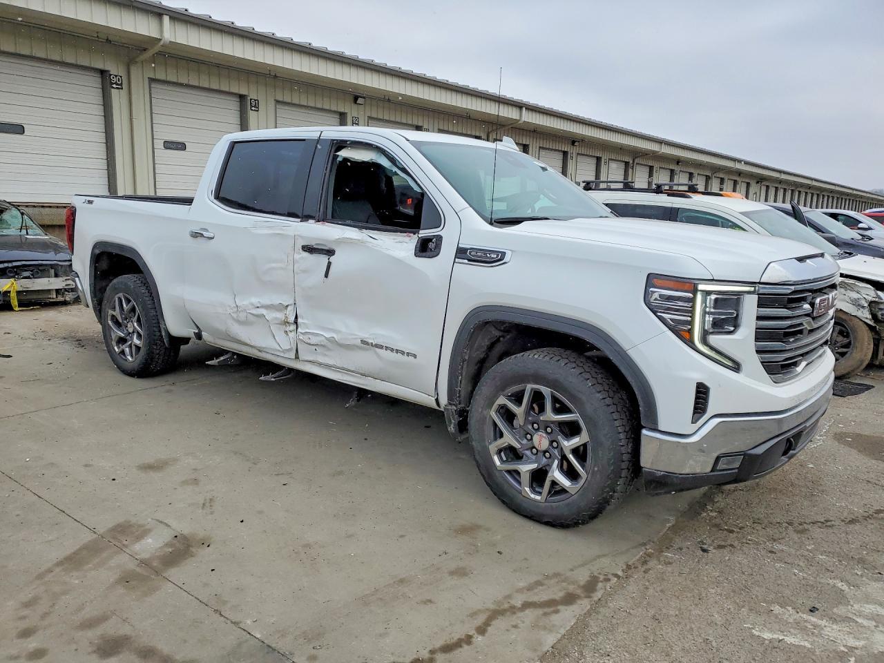 2023 GMC Sierra