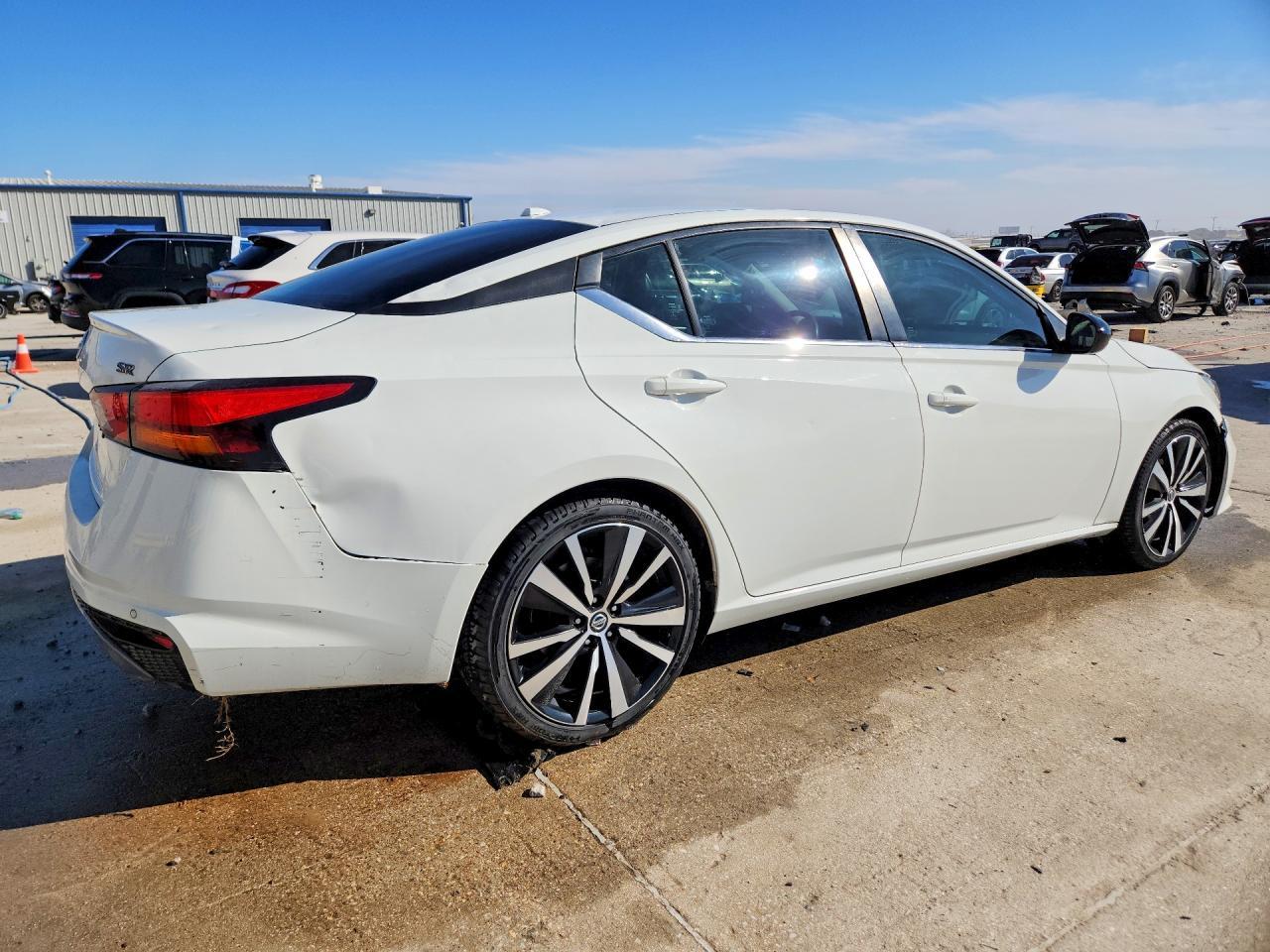 2022 NISSAN ALTIMA