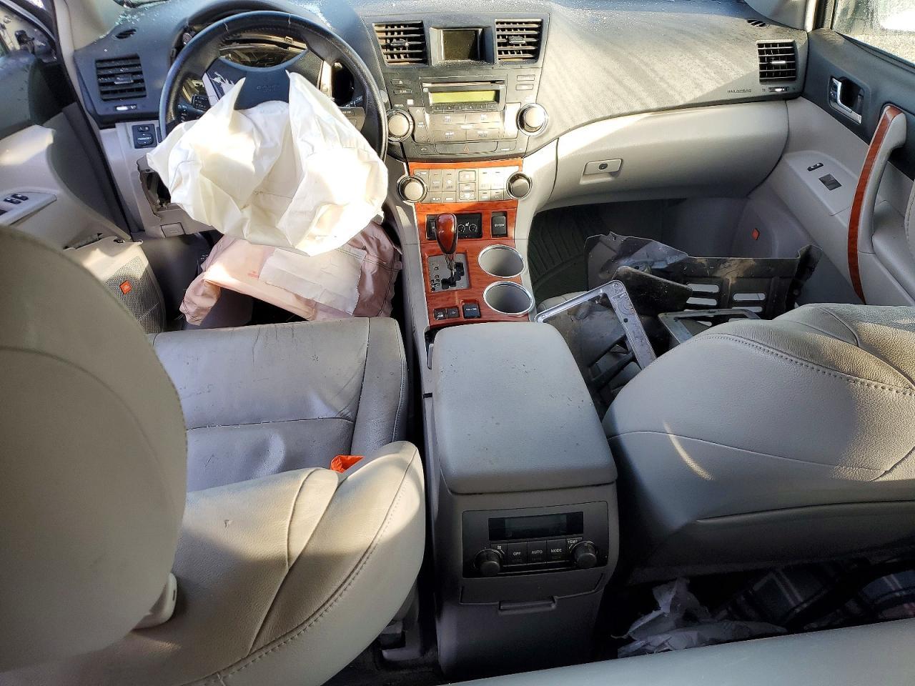 2008 TOYOTA HIGHLANDER