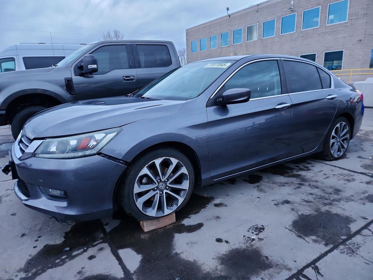 2015 HONDA ACCORD