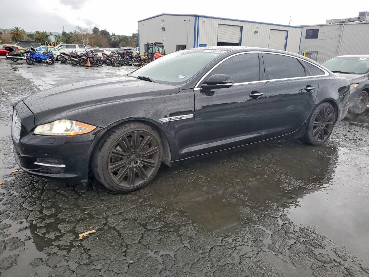 2012 JAGUAR Xj-Series