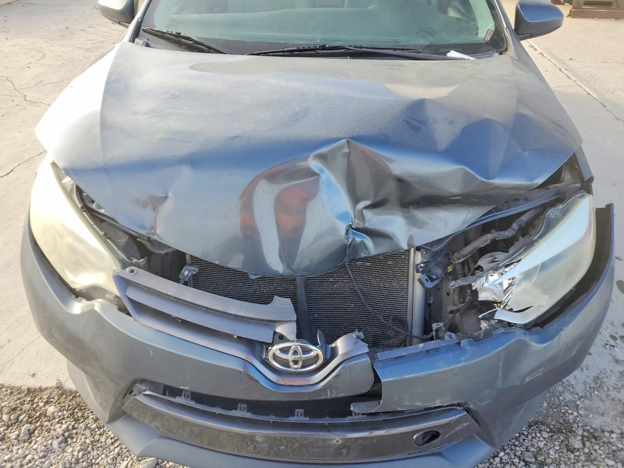 2015 TOYOTA COROLLA