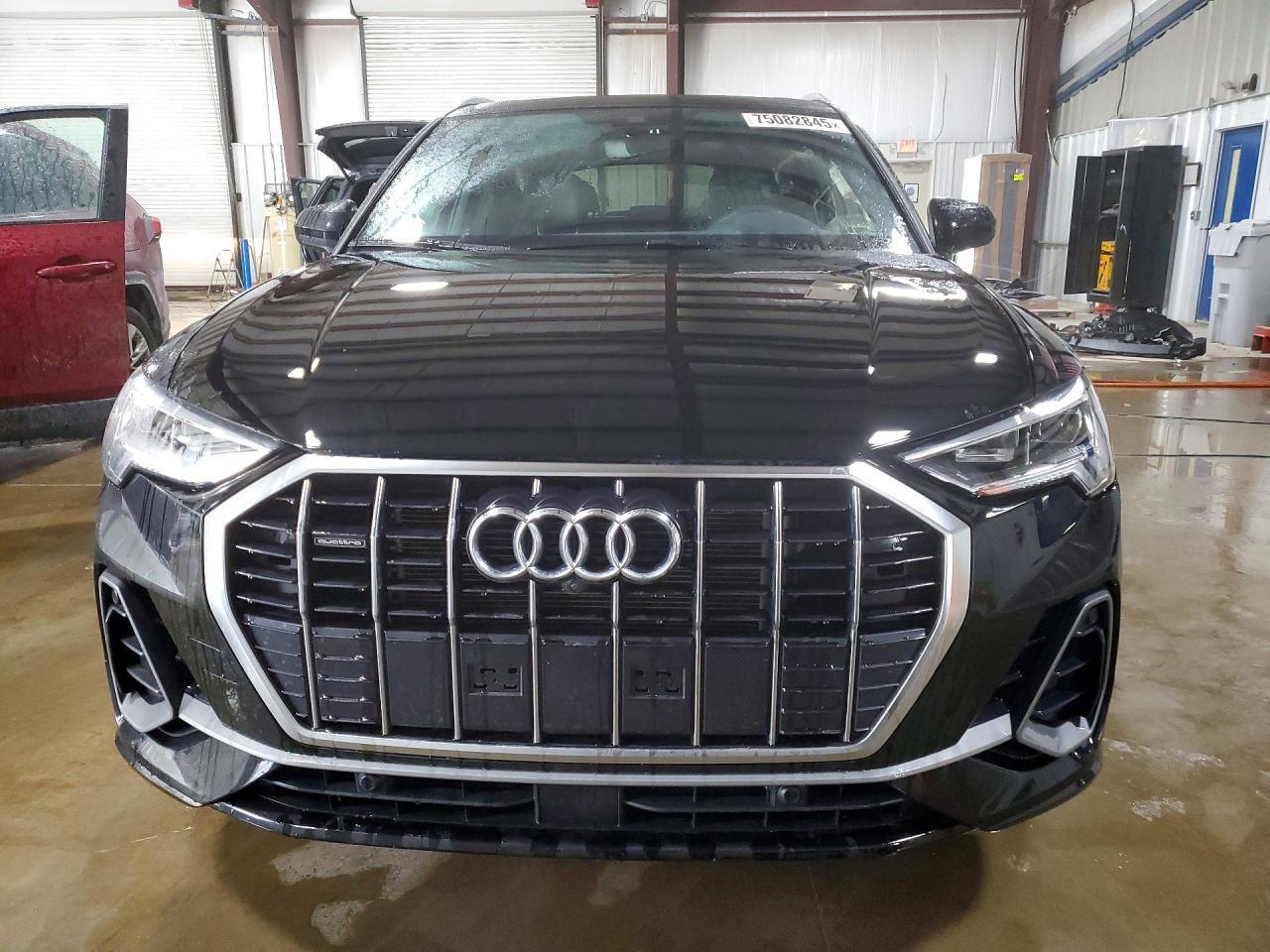 2022 AUDI Q3