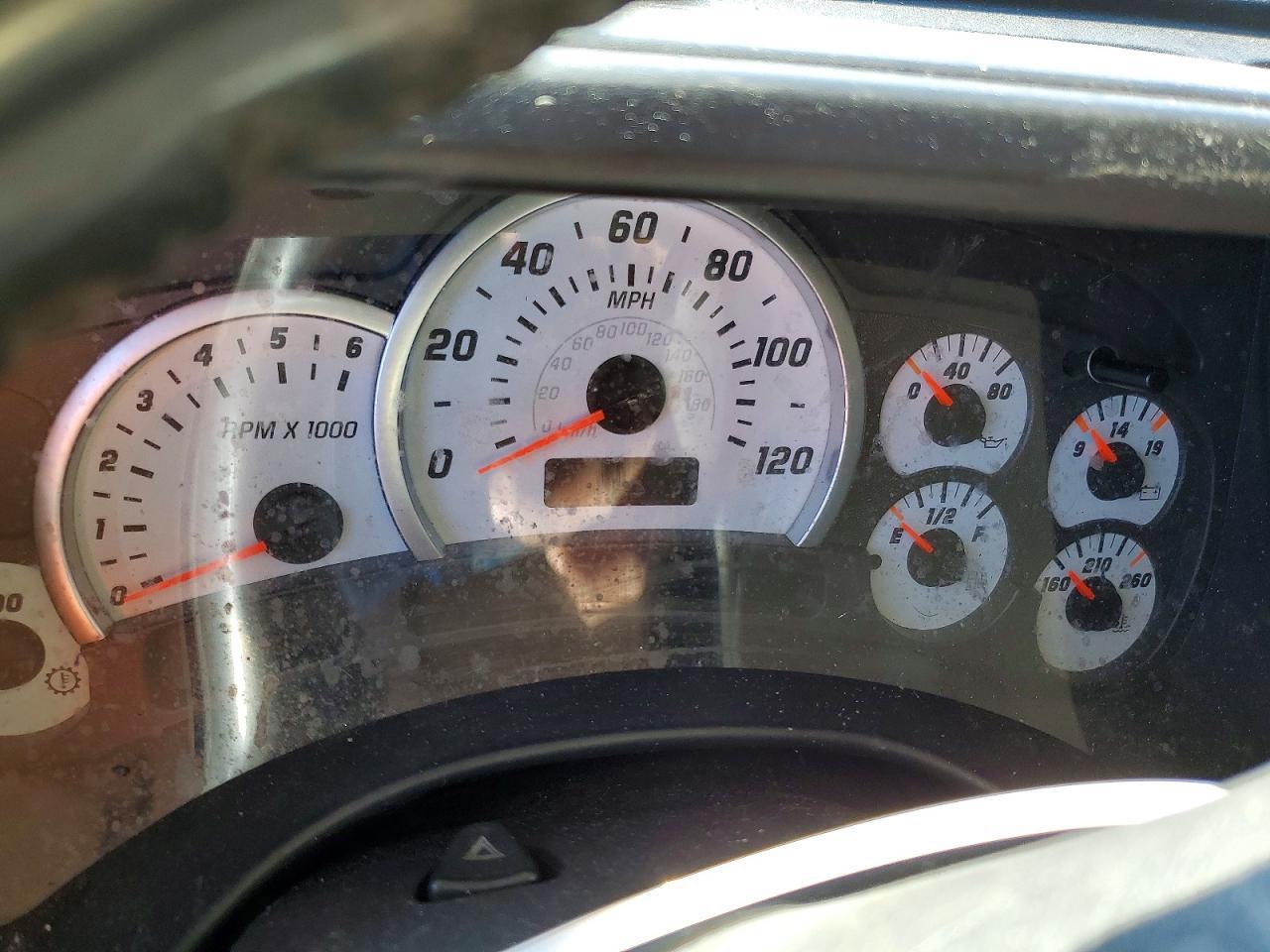 2004 HUMMER H2
