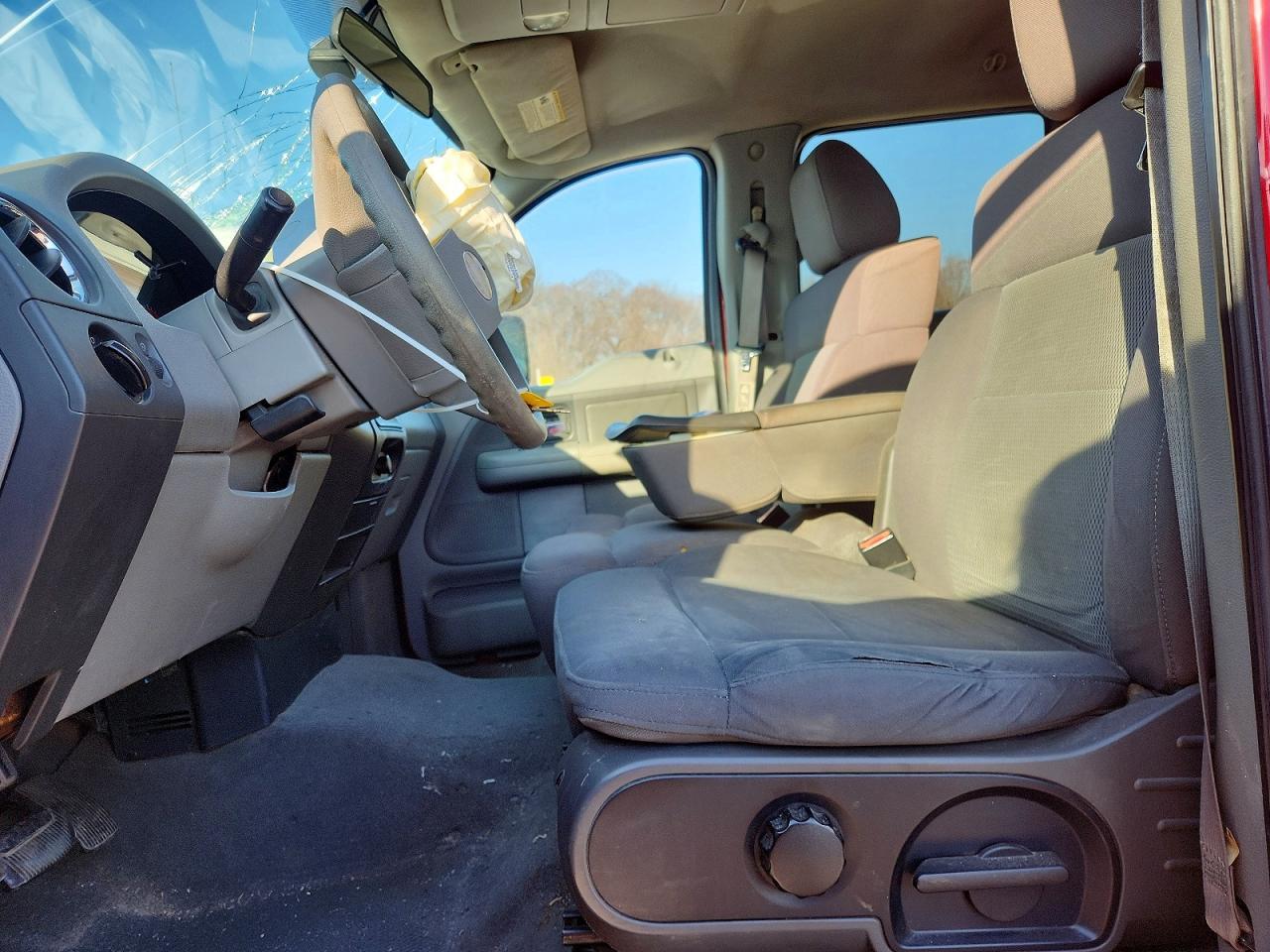 2004 FORD F-150 Lightning