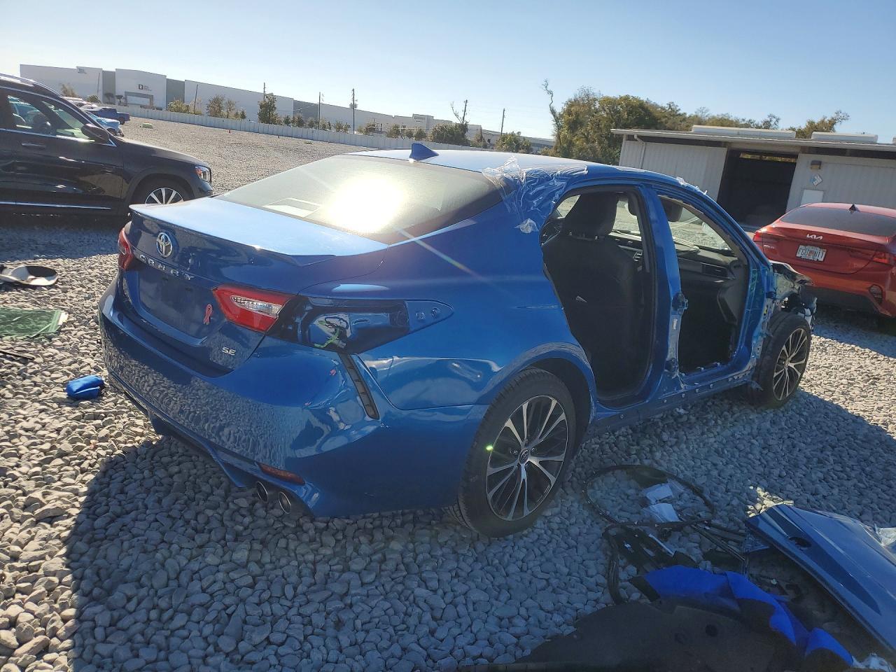 2020 TOYOTA CAMRY