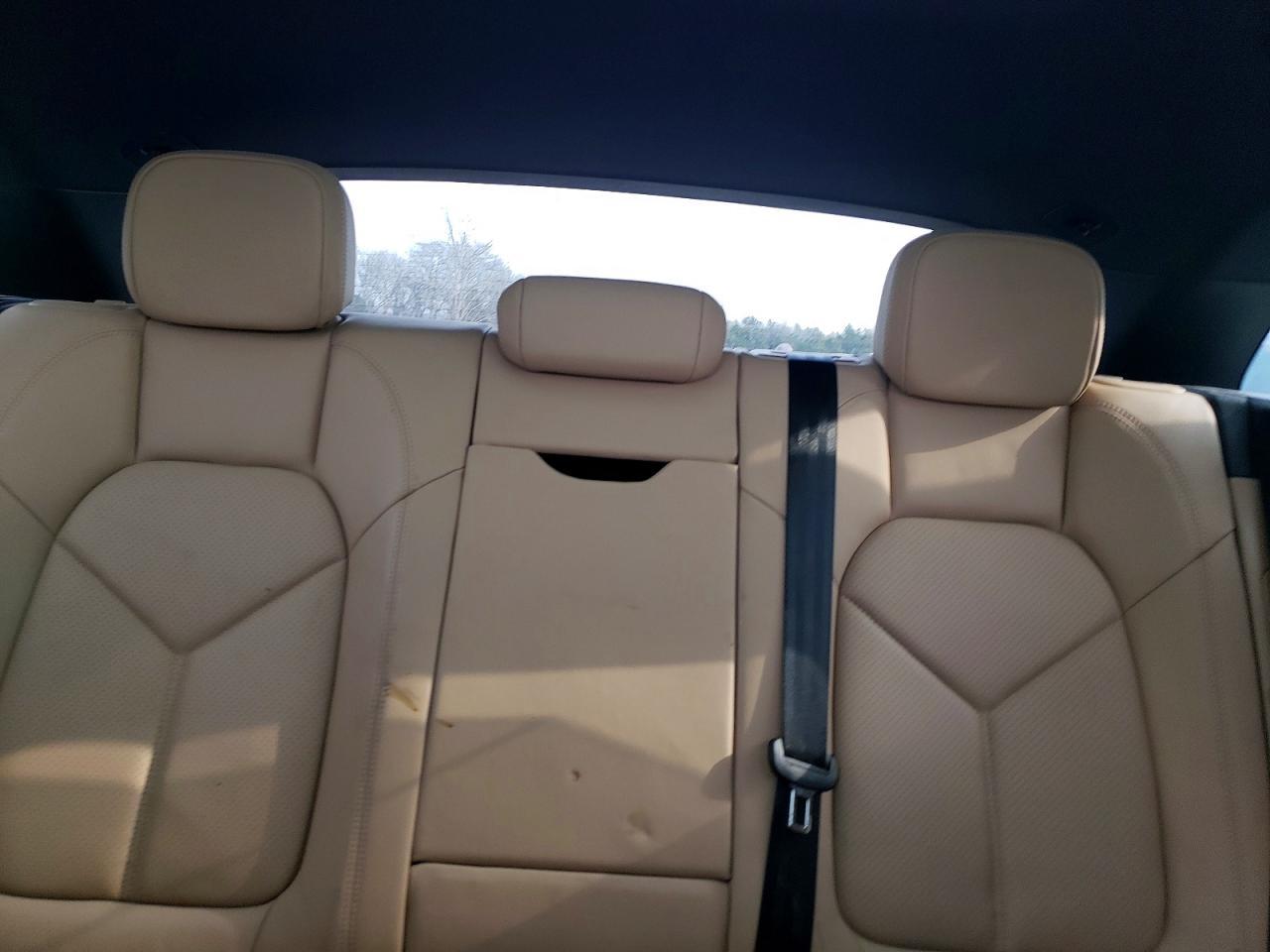 2019 PORSCHE Macan