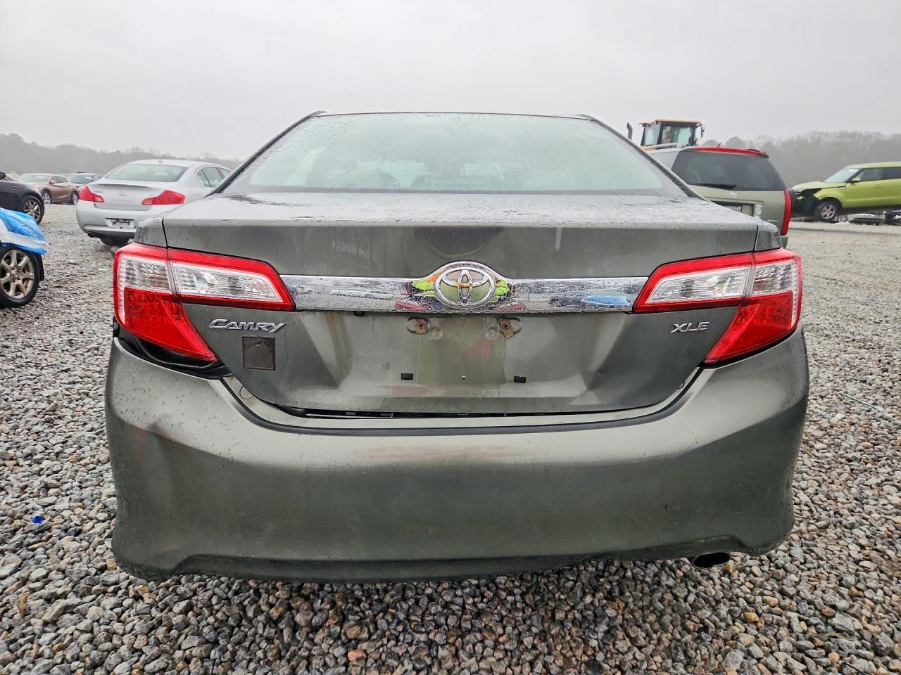 2012 TOYOTA CAMRY