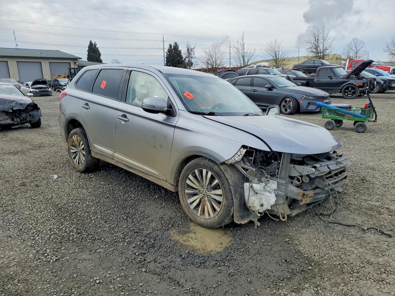 2019 MITSUBISHI outlander