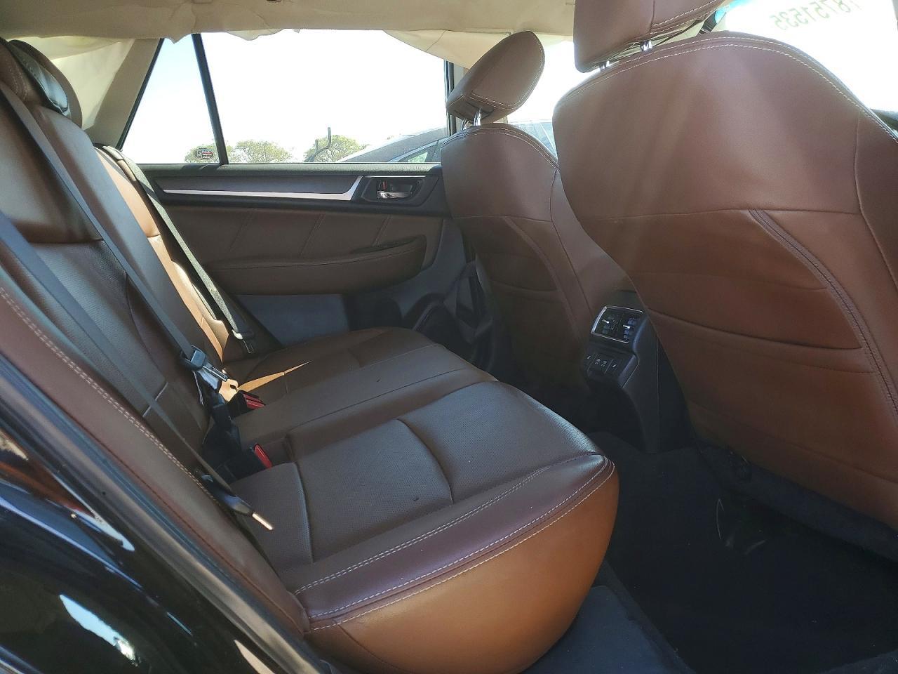2019 SUBARU Outback