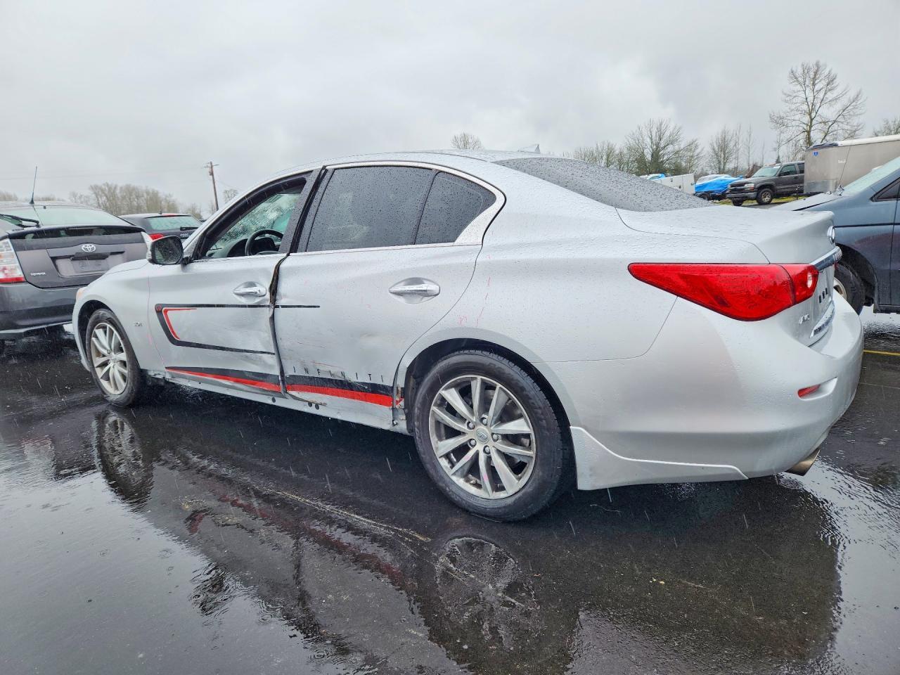 2016 INFINITI Q50