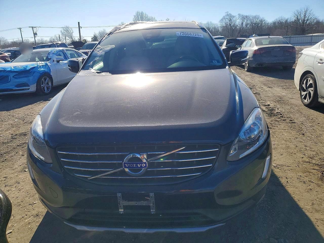 2016 VOLVO XC60