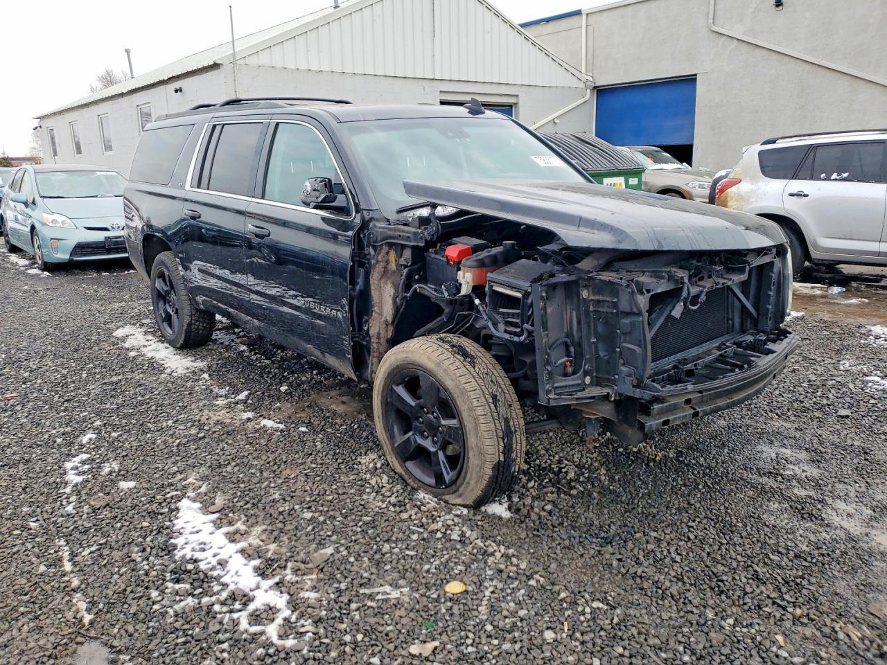 2015 CHEVROLET Suburban