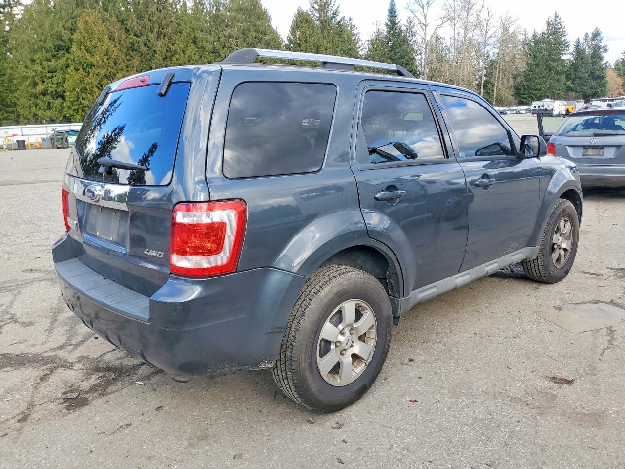 2009 FORD ESCAPE