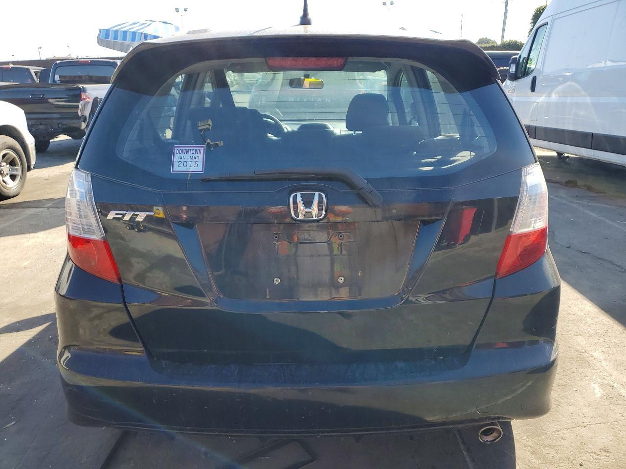 2011 HONDA FIT