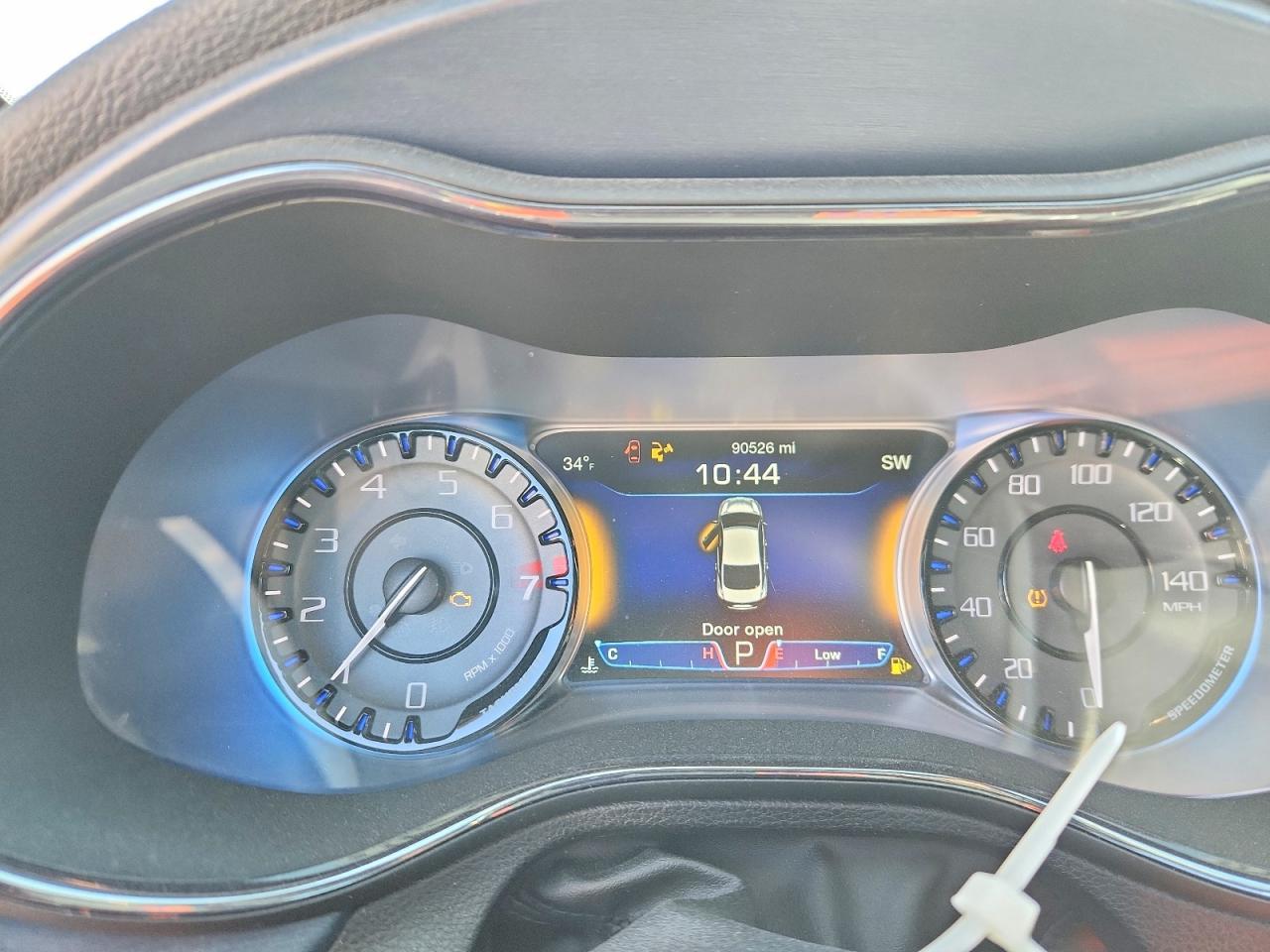 2016 CHRYSLER 200