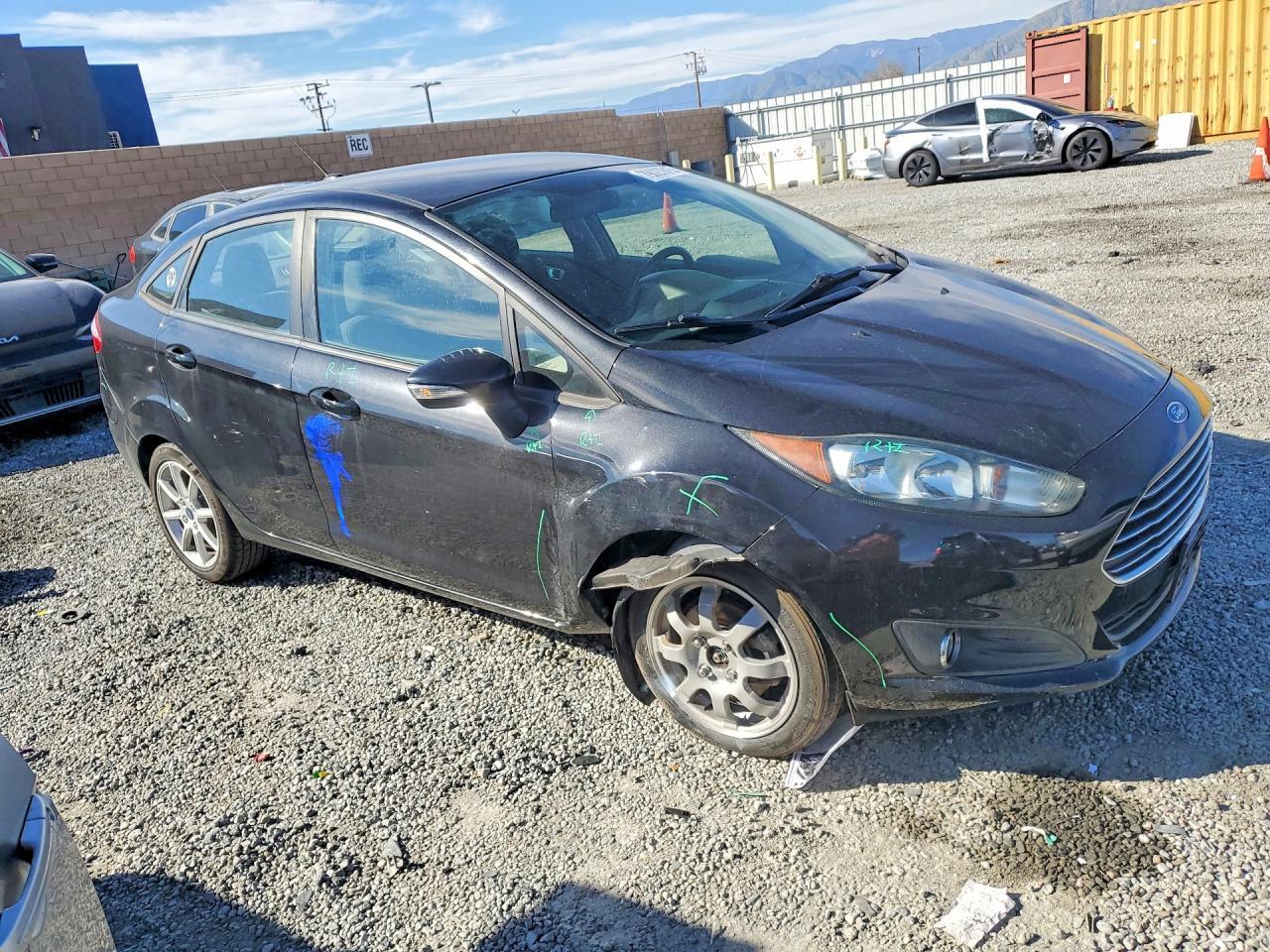 2014 FORD Fiesta