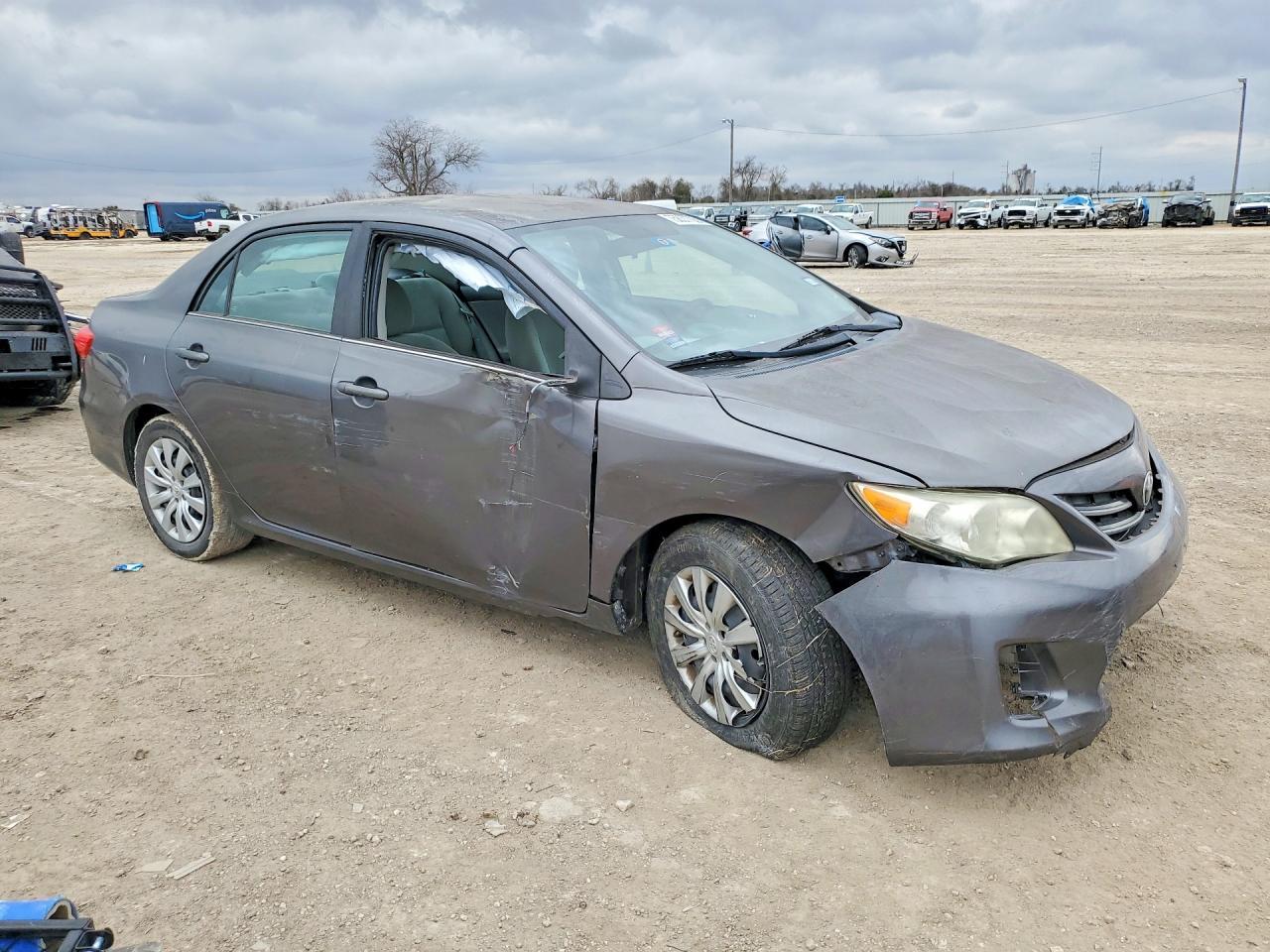 2013 TOYOTA COROLLA