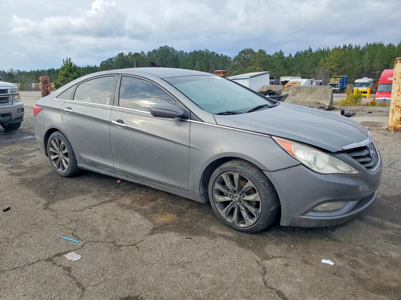 2011 HYUNDAI SONATA