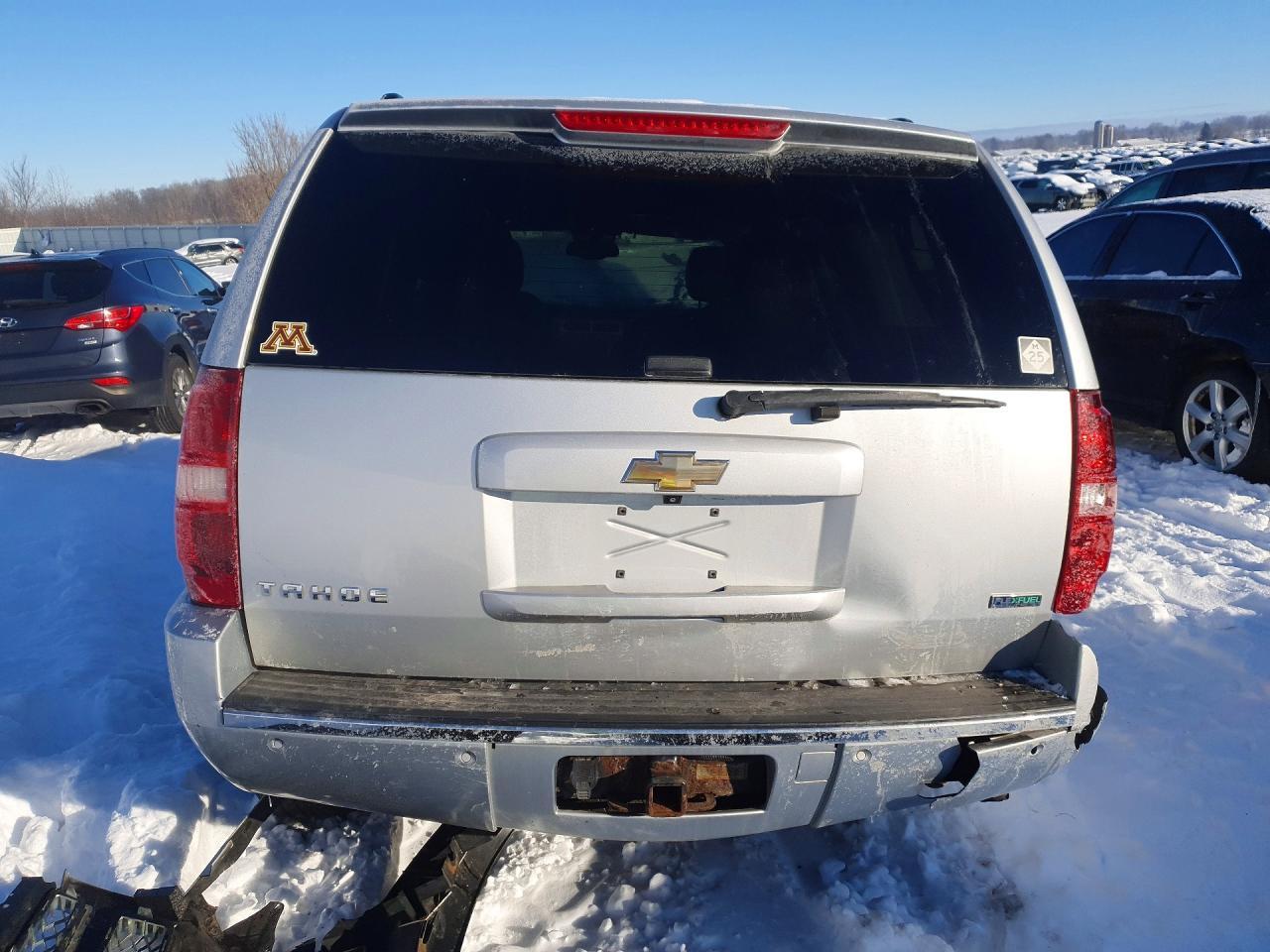 2011 CHEVROLET Tahoe